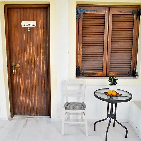 Chouzourakis Studios Keratokampos Exterior photo