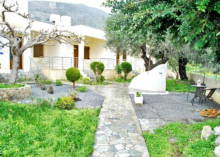 Chouzourakis Studios