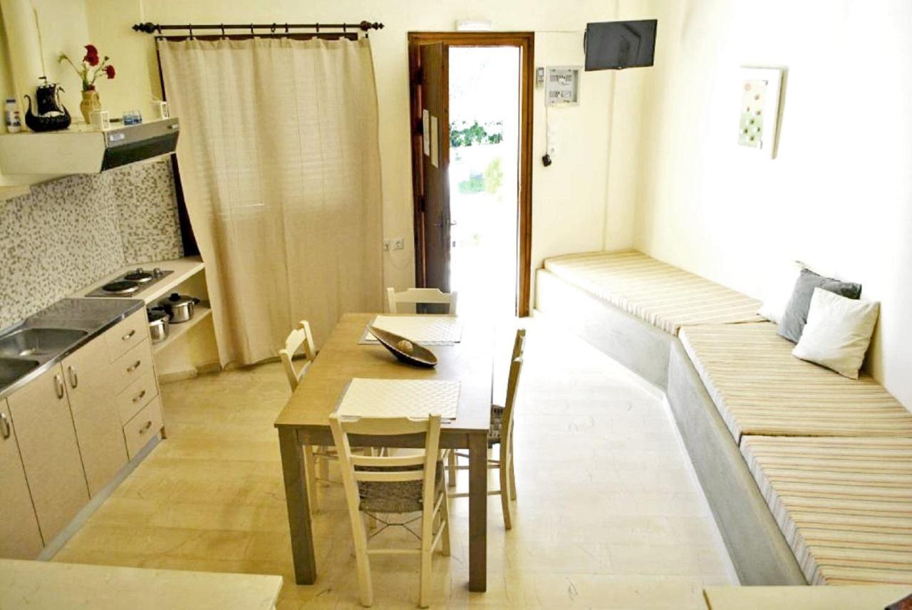 Chouzourakis Apartamento Keratokampos
