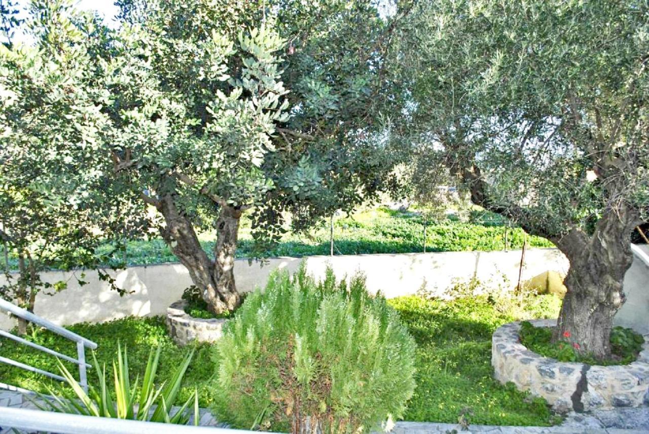 Apartamento Chouzourakis Keratokampos