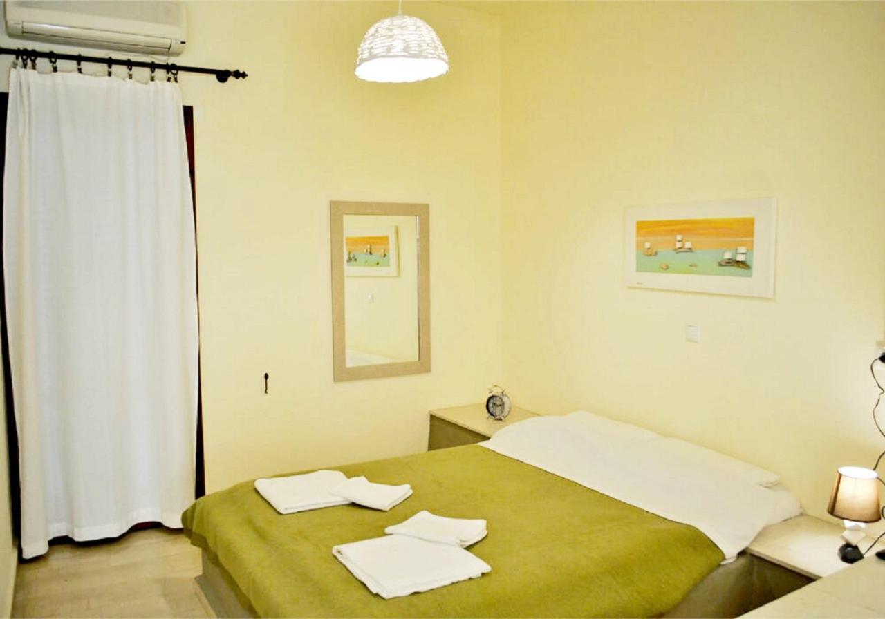Chouzourakis Apartment *